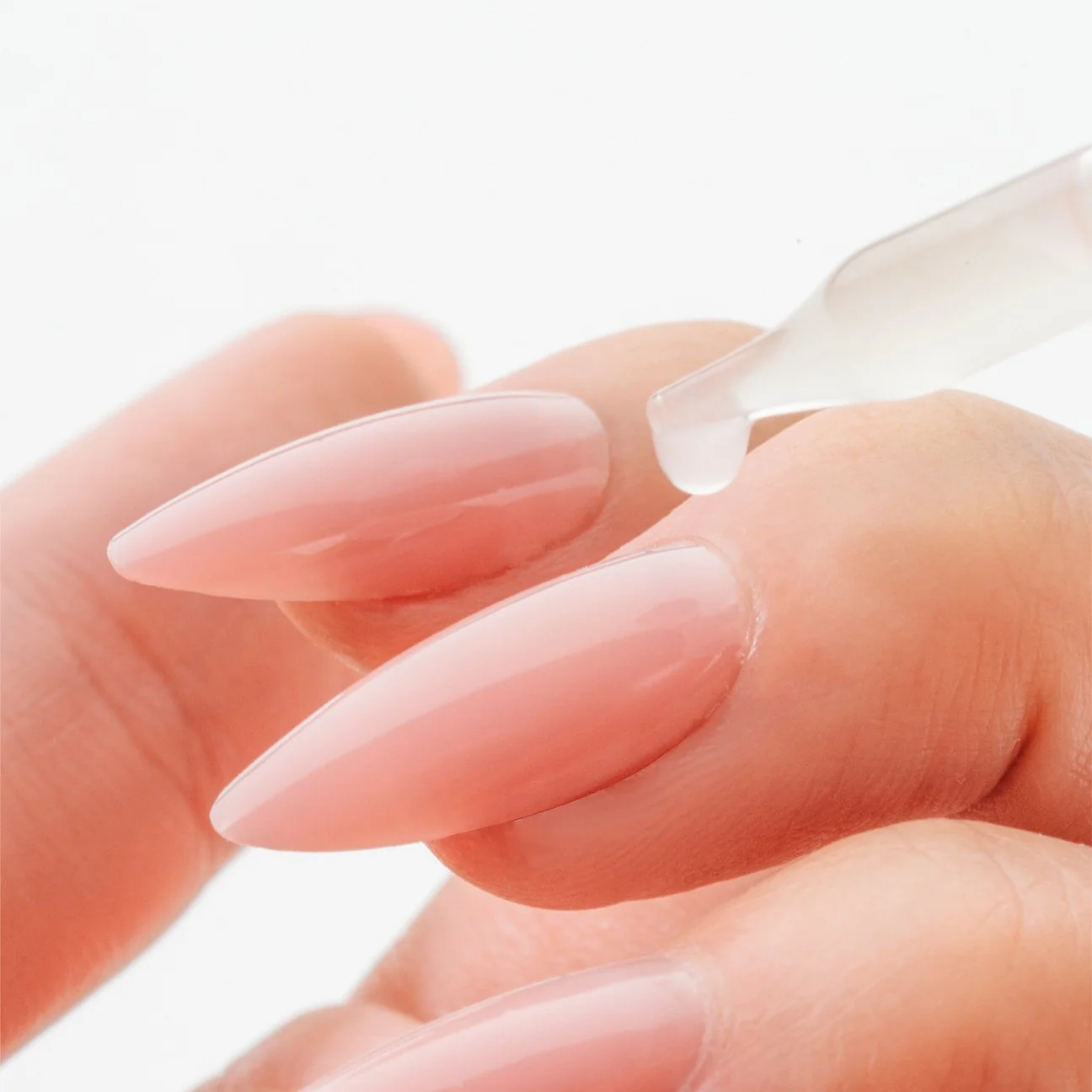 Apres Cuticle Serum (15ml) Summer Touches - Orange, Violet & Cedar - Image 4